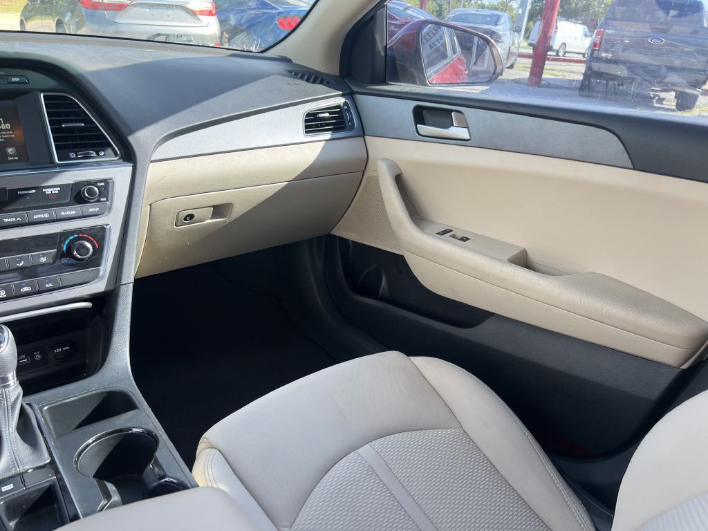 2017 Hyundai Sonata Image 16