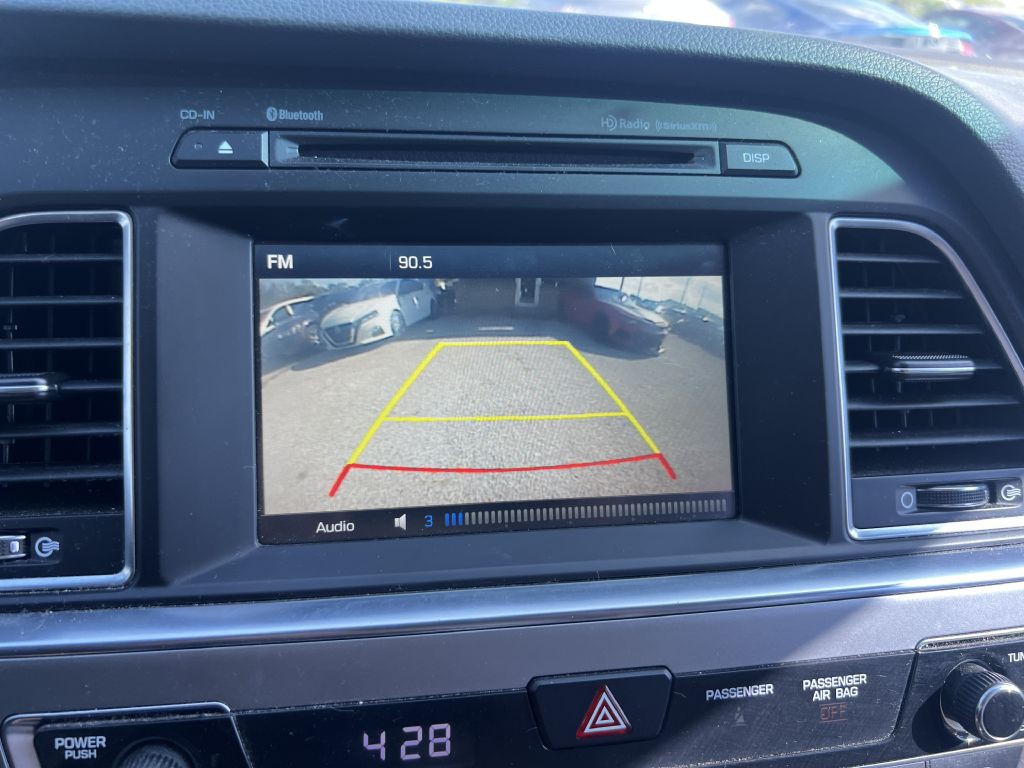 2017 Hyundai Sonata Image 22