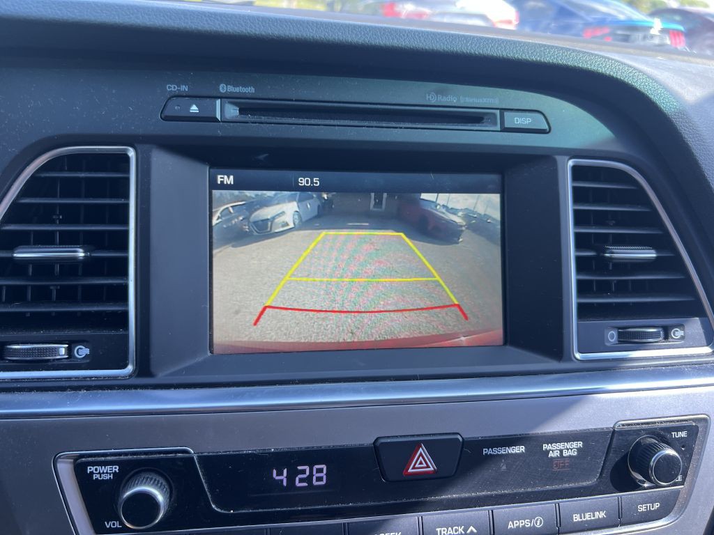 2017 Hyundai Sonata Image 23