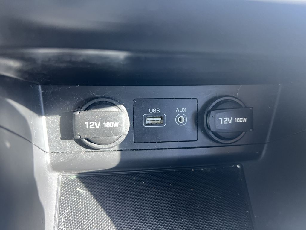2017 Hyundai Sonata Image 24
