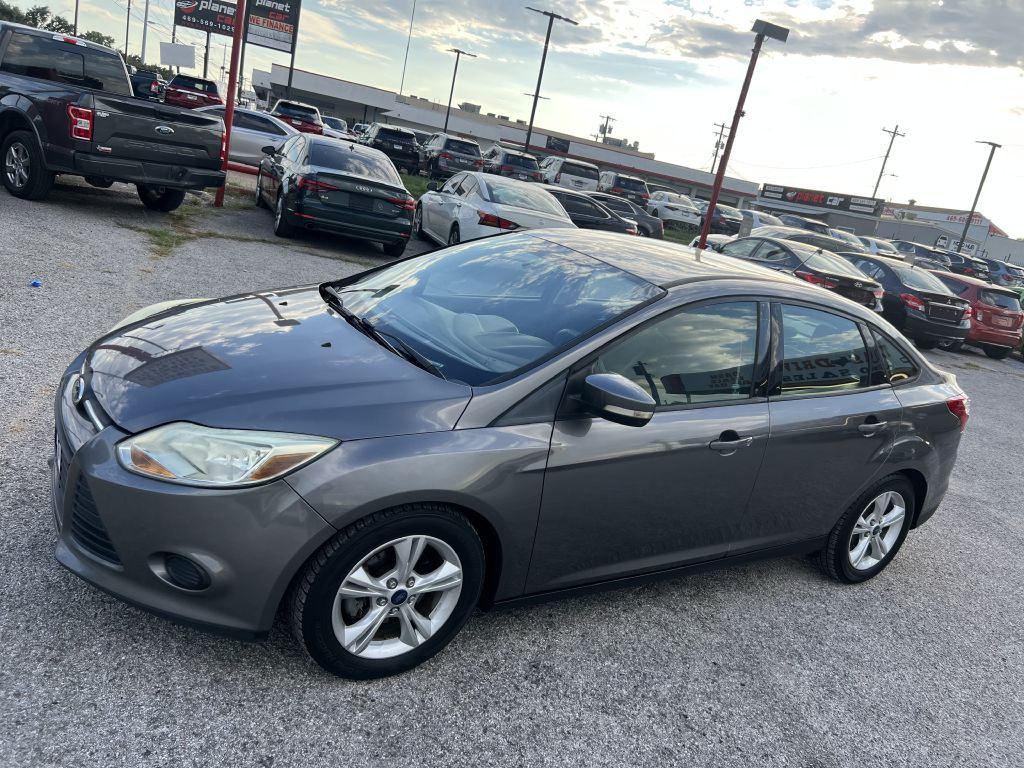 2014 Ford Focus Image 9