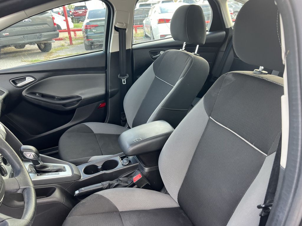 2014 Ford Focus Image 10