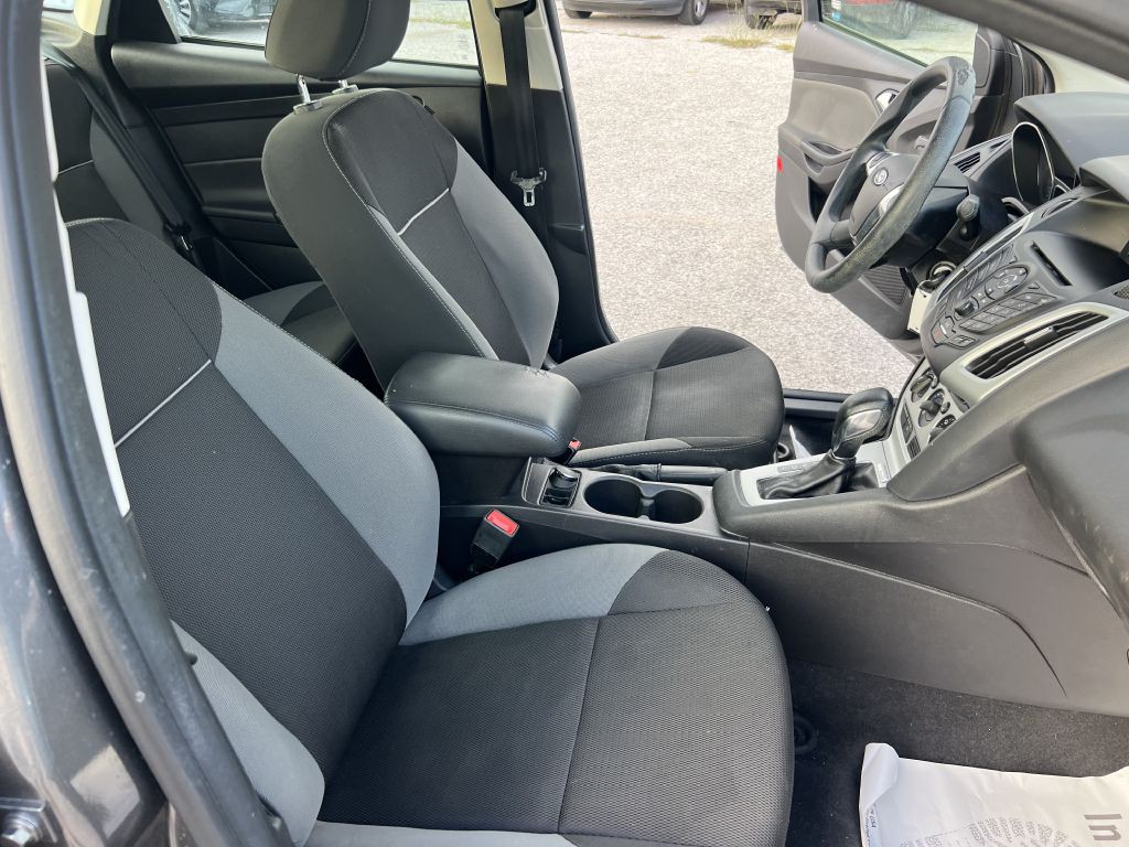 2014 Ford Focus Image 13