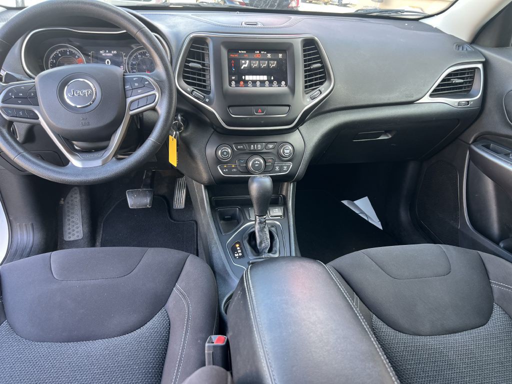2019 Jeep Cherokee Image 11