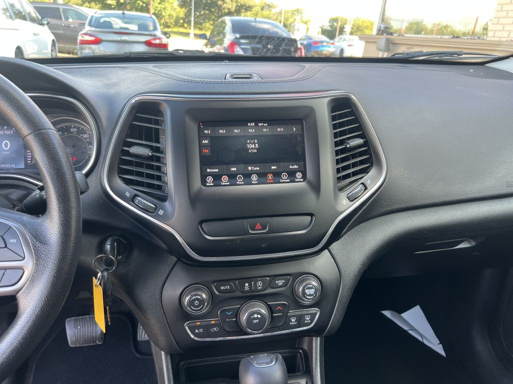 2019 Jeep Cherokee Image 12