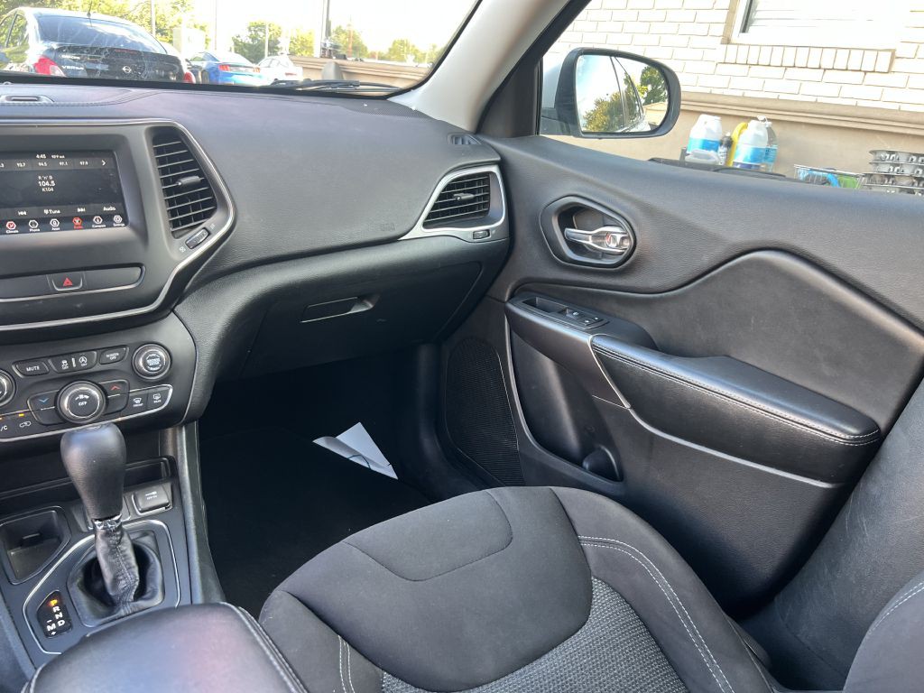 2019 Jeep Cherokee Image 14