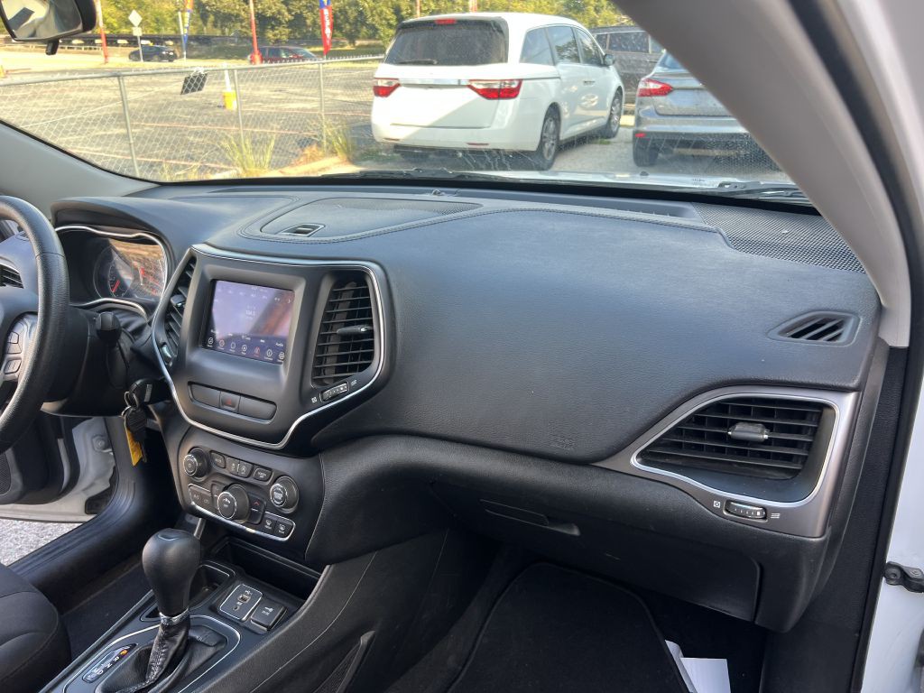 2019 Jeep Cherokee Image 21