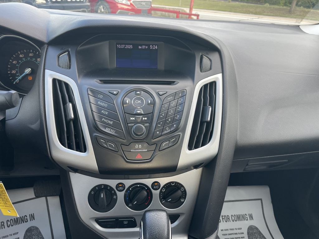 2013 Ford Focus Image 16