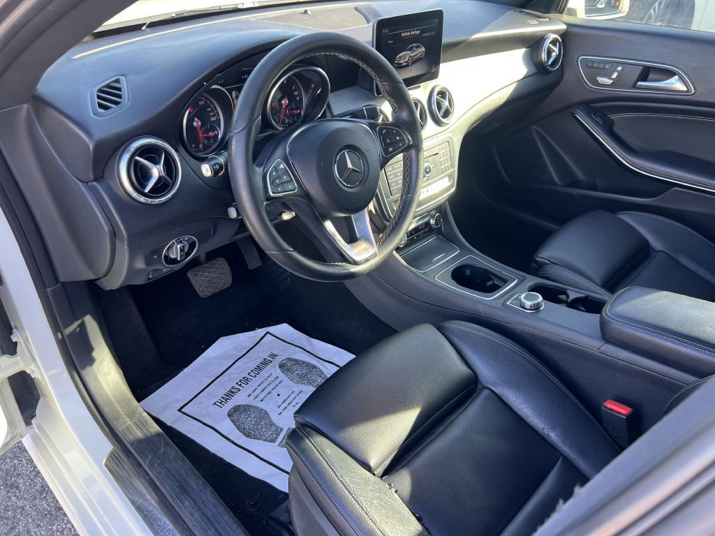 2018 Mercedes-Benz CLA-Class Image 11