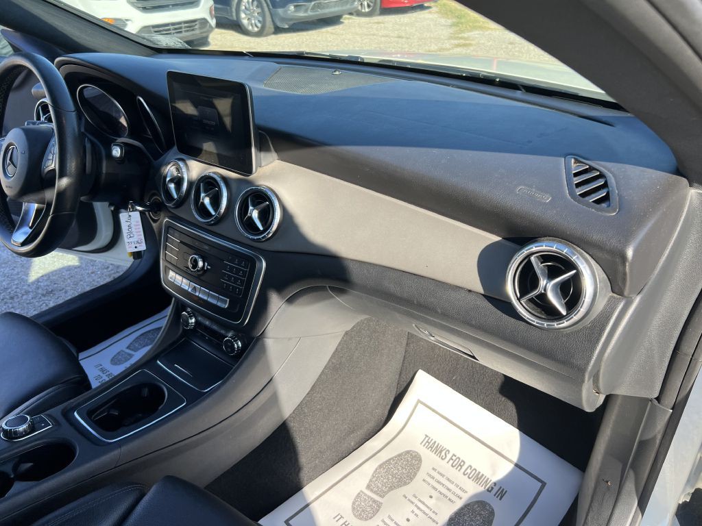 2018 Mercedes-Benz CLA-Class Image 25
