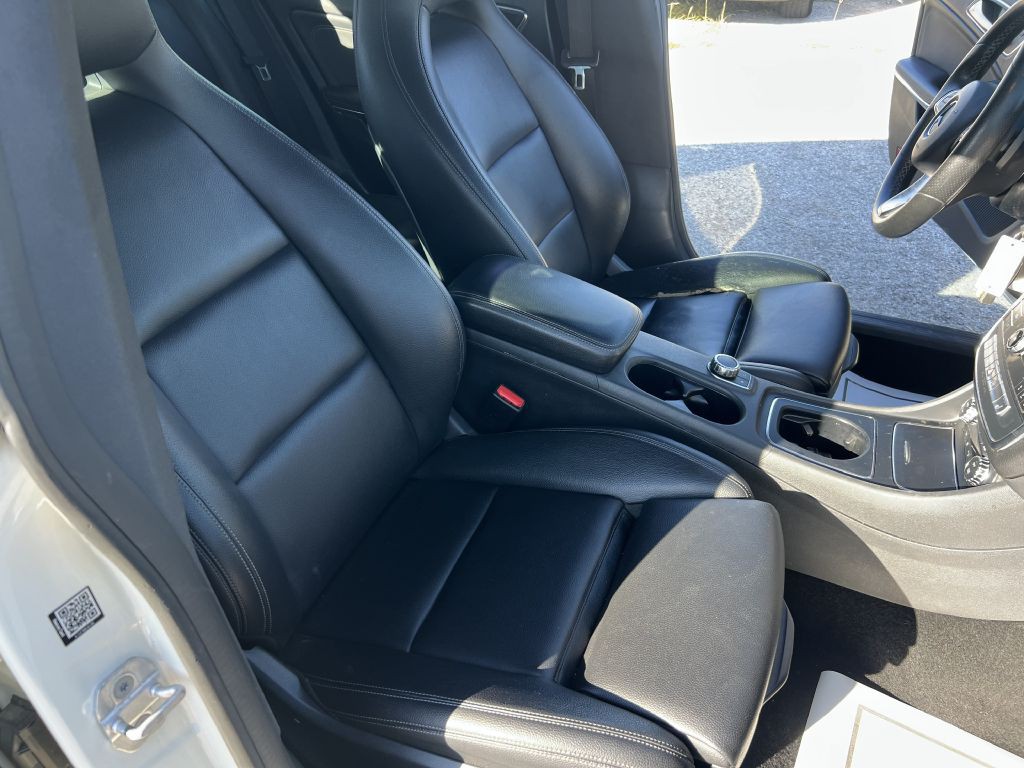 2018 Mercedes-Benz CLA-Class Image 26