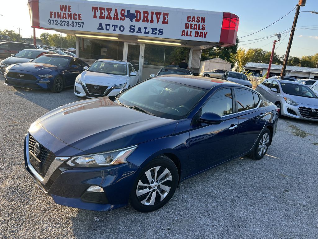 2019 Nissan Altima Image 1