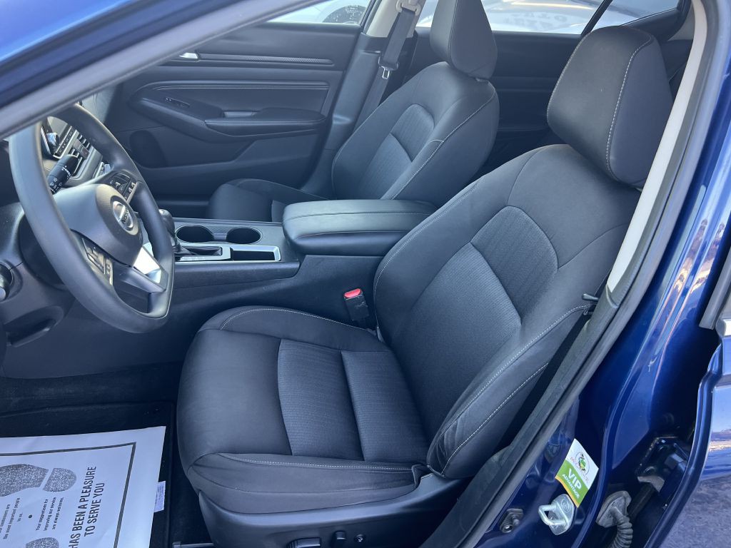 2019 Nissan Altima Image 13
