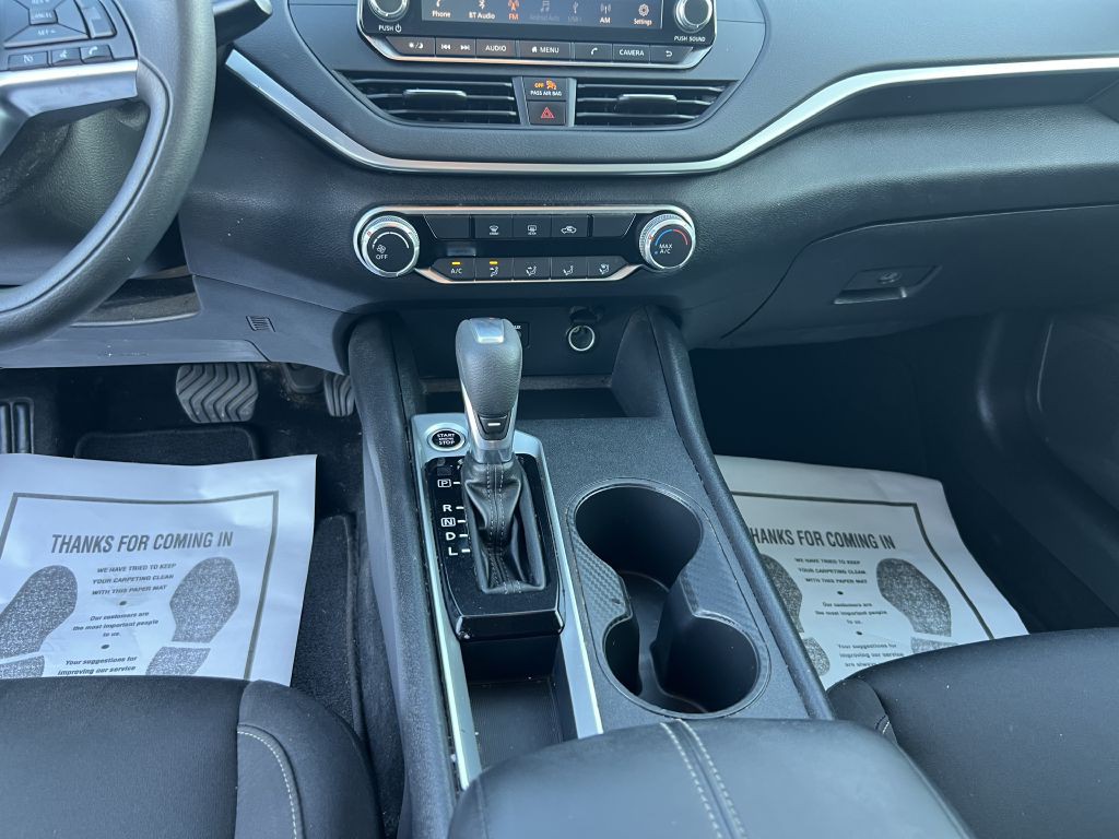 2019 Nissan Altima Image 11