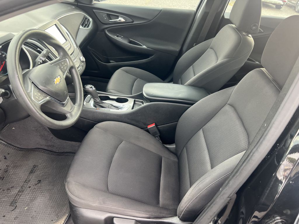 2018 Chevrolet Malibu Image 15