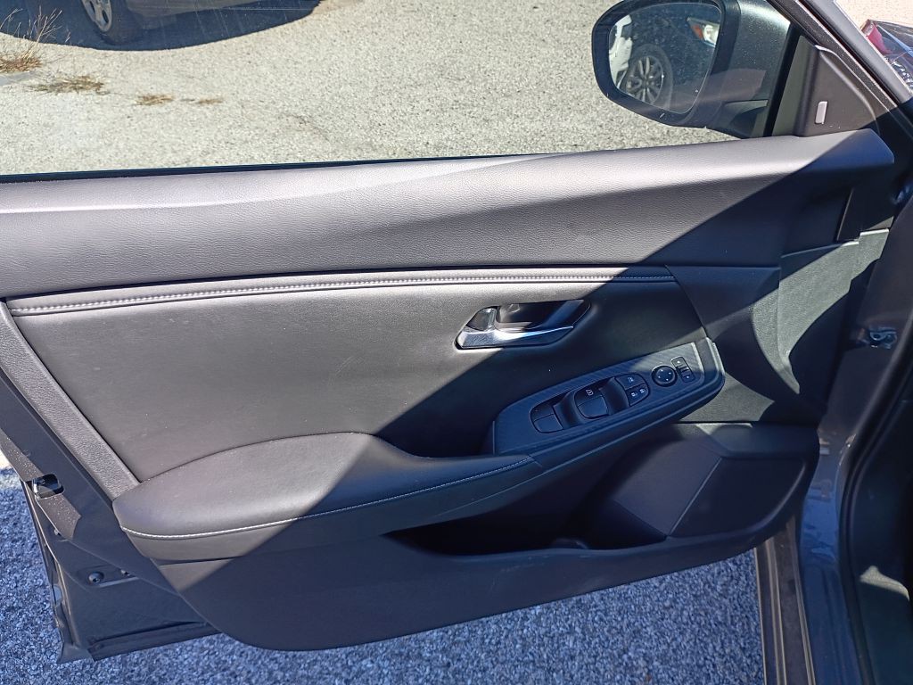 2023 Nissan Sentra Image 10