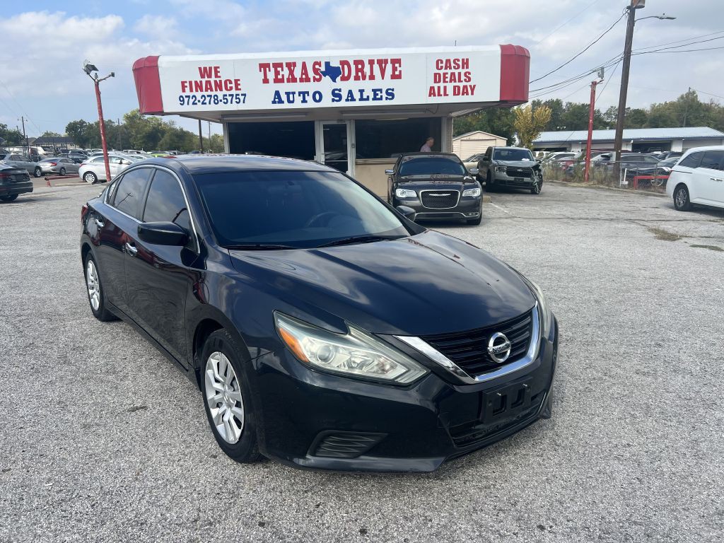 2017 Nissan Altima Image 2