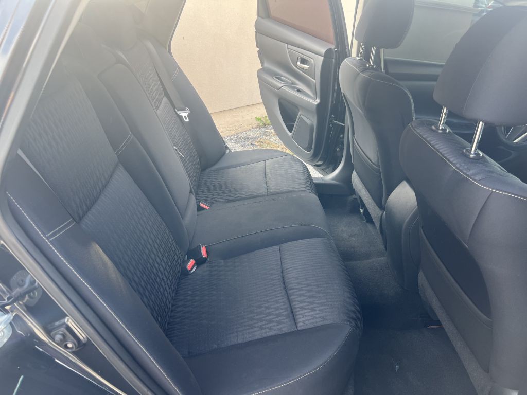 2017 Nissan Altima Image 18