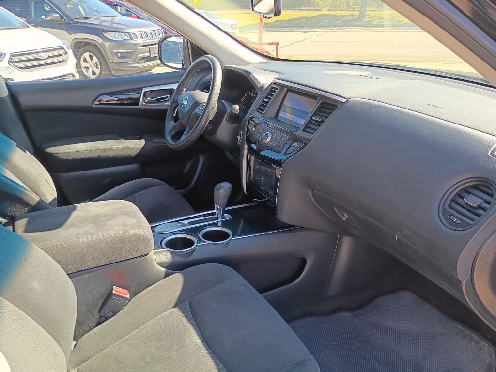 2015 Nissan Pathfinder Image 13