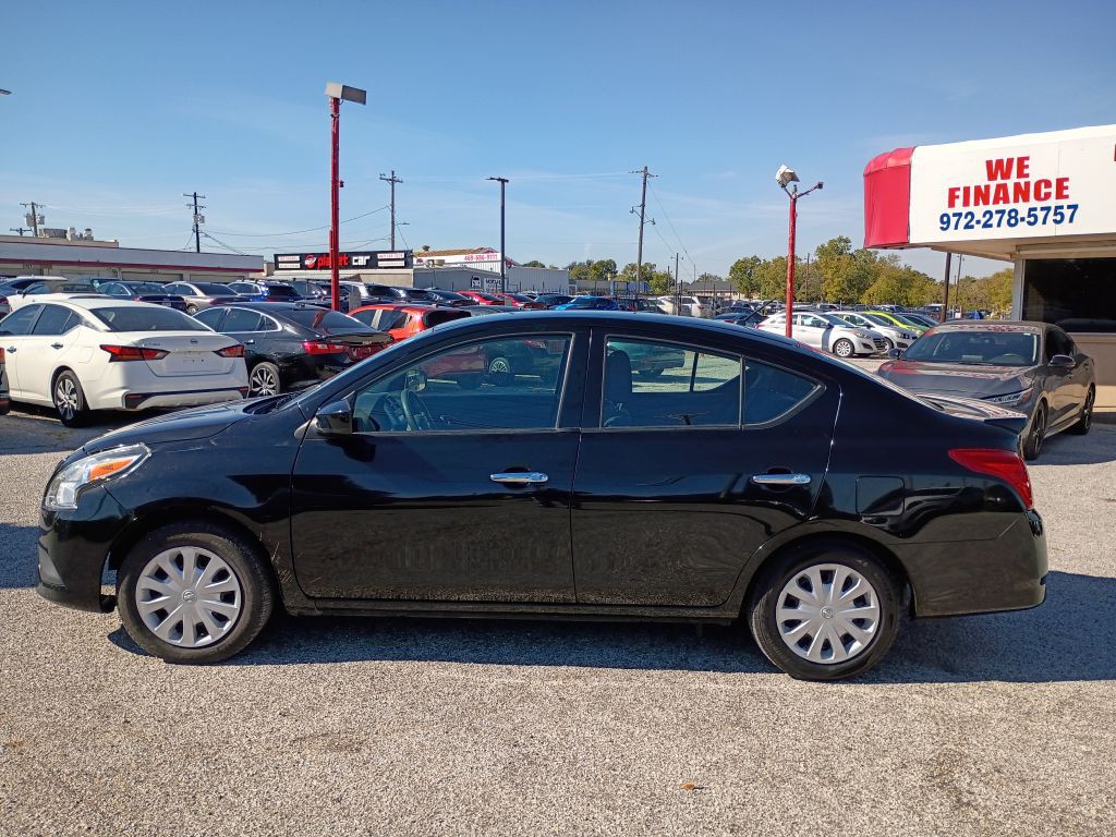 2019 Nissan Versa Image 8