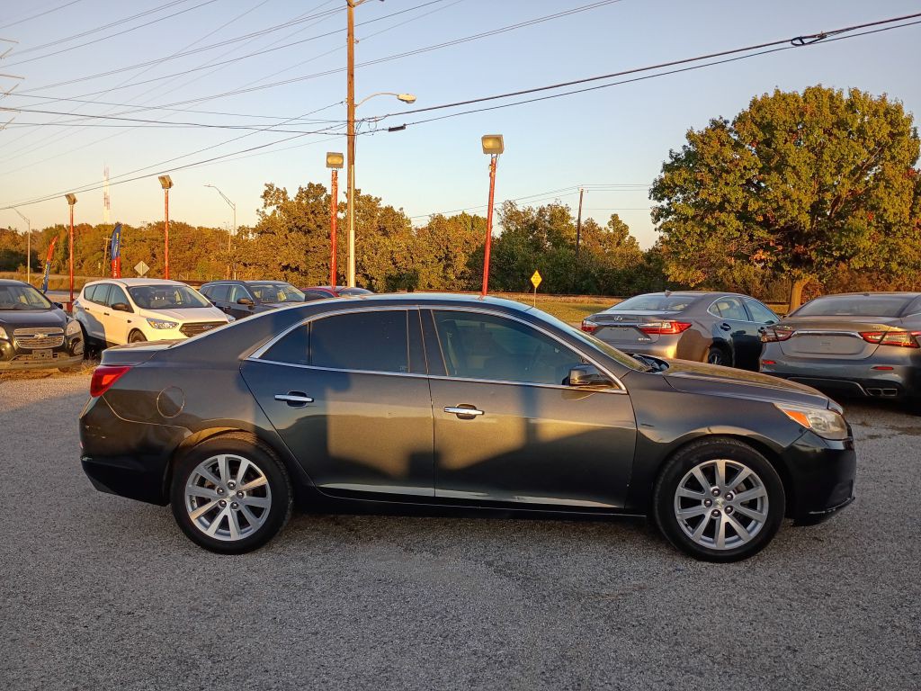 2014 Chevrolet Malibu Image 4