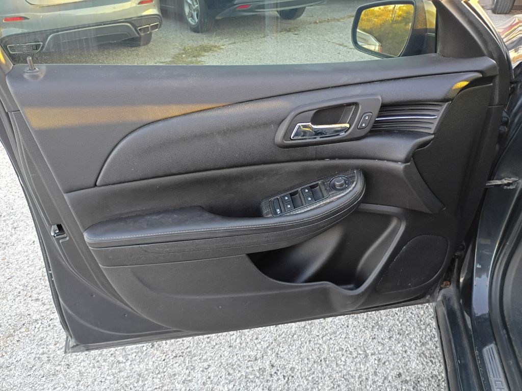 2014 Chevrolet Malibu Image 9