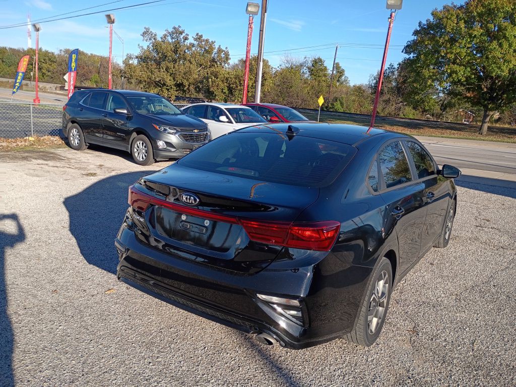 2021 Kia Forte Image 4