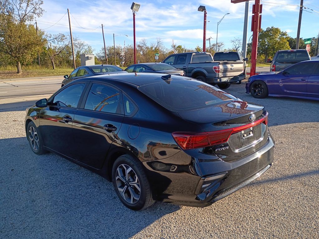 2021 Kia Forte Image 6