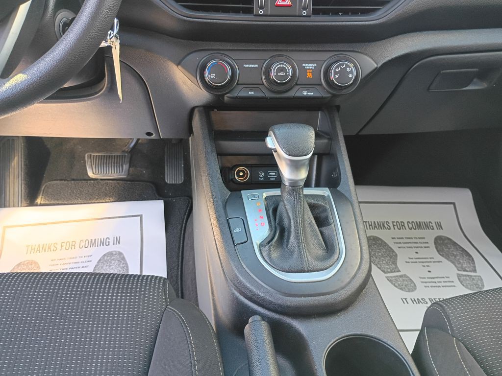 2021 Kia Forte Image 15