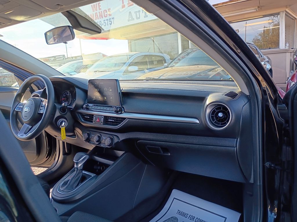 2021 Kia Forte Image 18