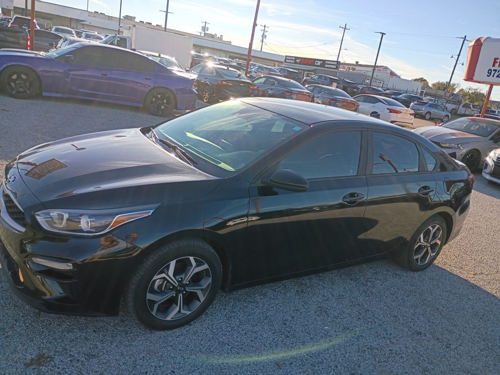 2021 Kia Forte Image 3
