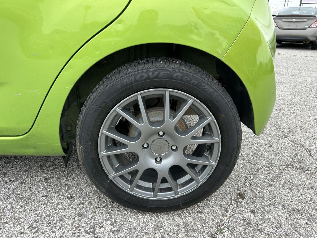 2014 Chevrolet Spark Image 9