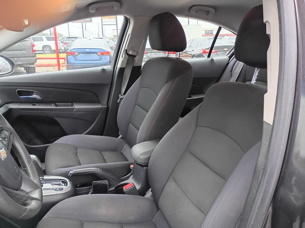 2015 Chevrolet Cruze Image 11