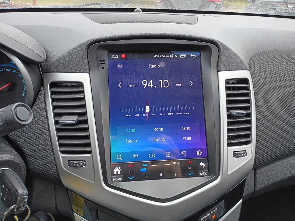 2015 Chevrolet Cruze Image 13