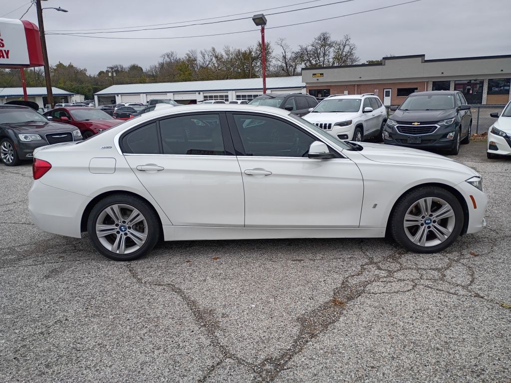 2017 BMW 3 Series Image 8