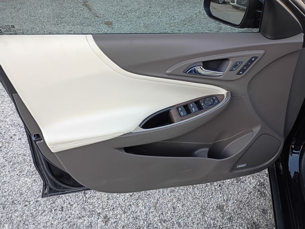 2021 Chevrolet Malibu Image 9