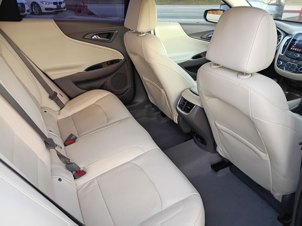 2021 Chevrolet Malibu Image 17