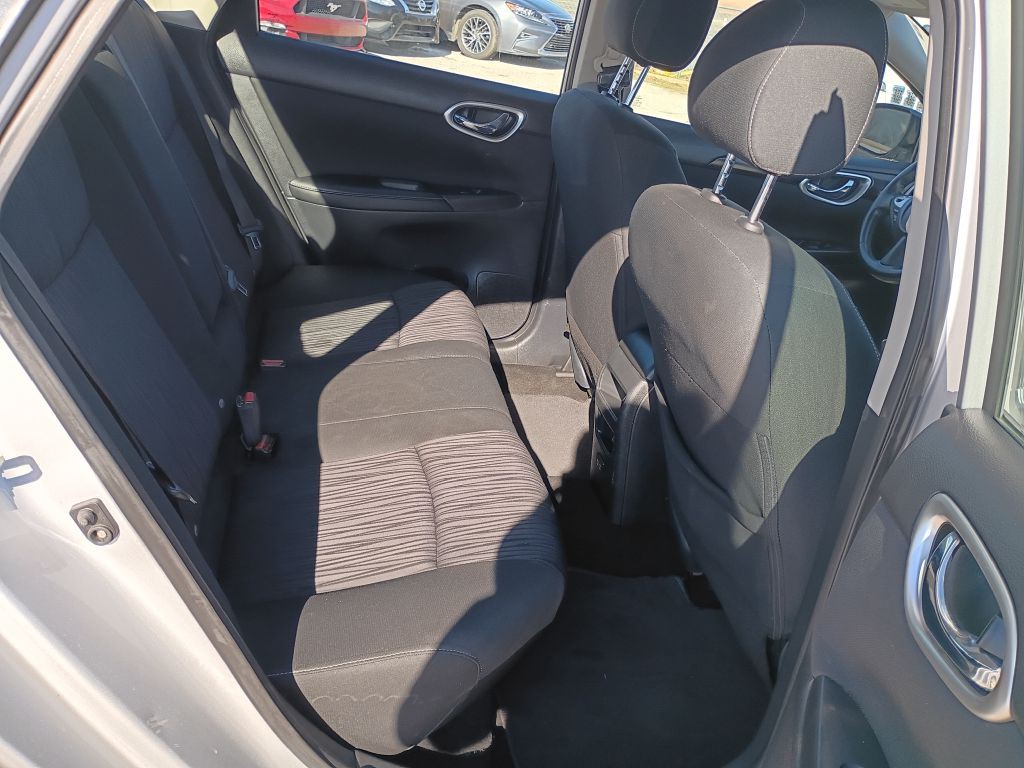 2019 Nissan Sentra Image 17