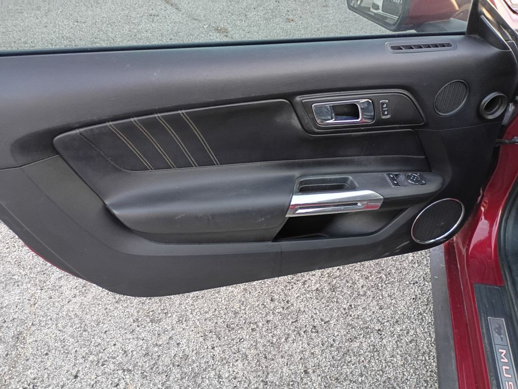 2016 Ford Mustang Image 9