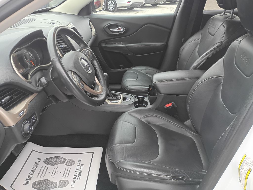 2016 Jeep Cherokee Image 11
