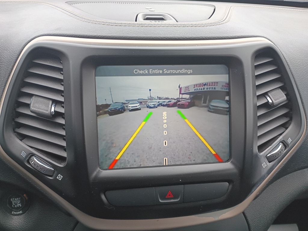 2016 Jeep Cherokee Image 25