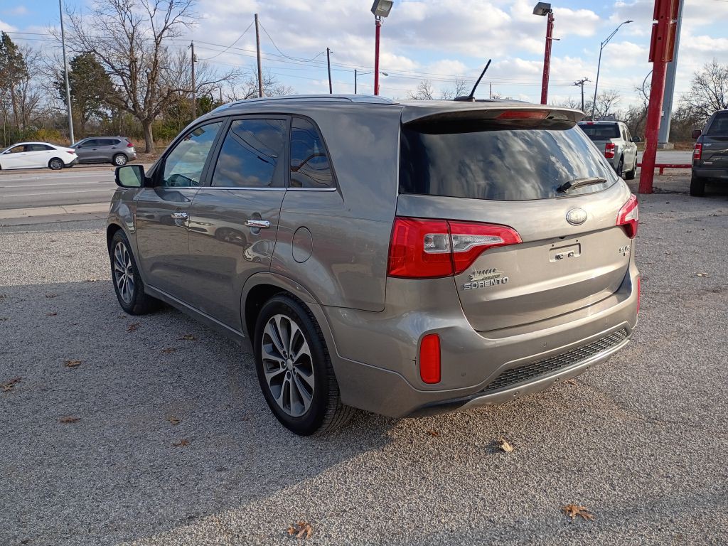 2014 Kia Sorento Image 2