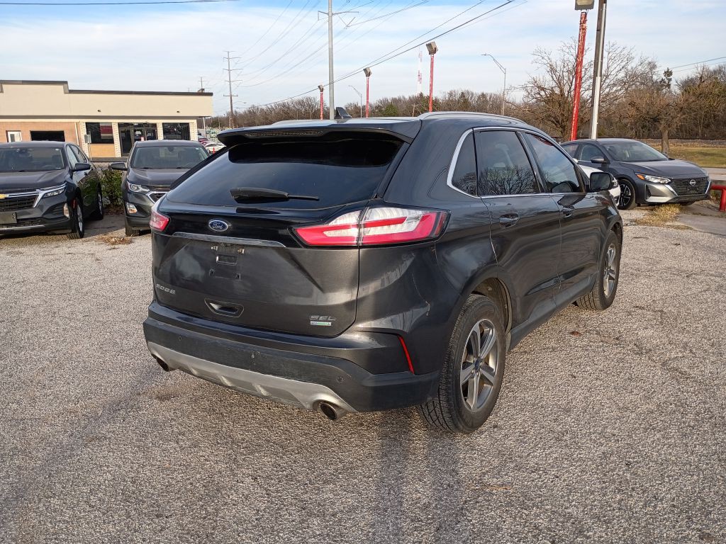 2020 Ford Edge Image 7