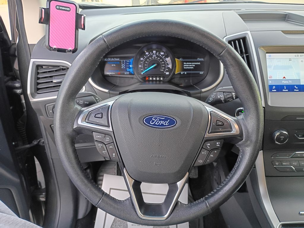 2020 Ford Edge Image 12