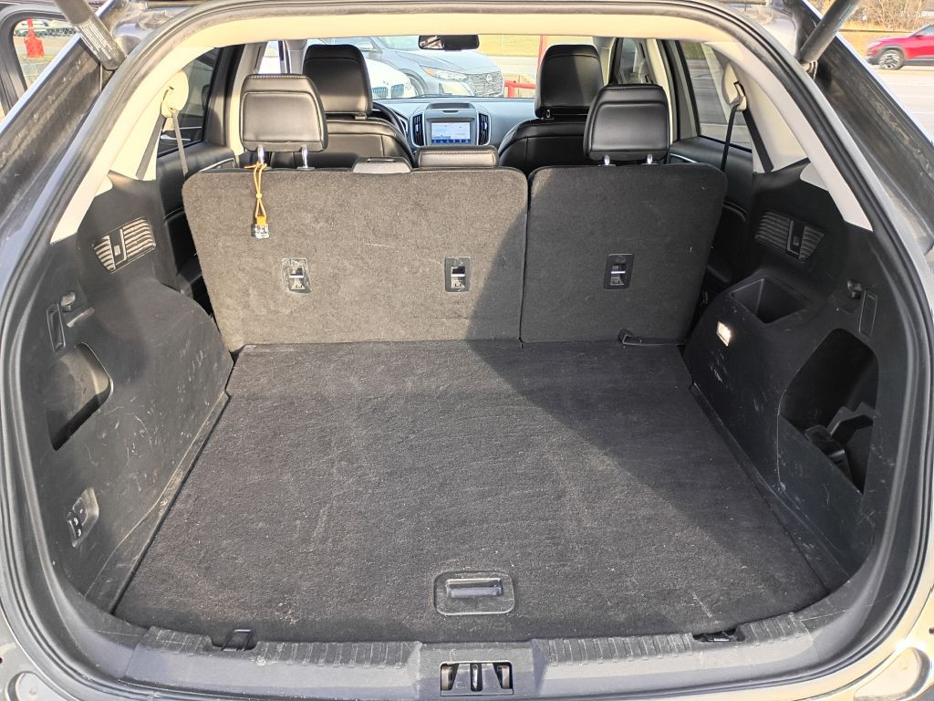 2020 Ford Edge Image 19