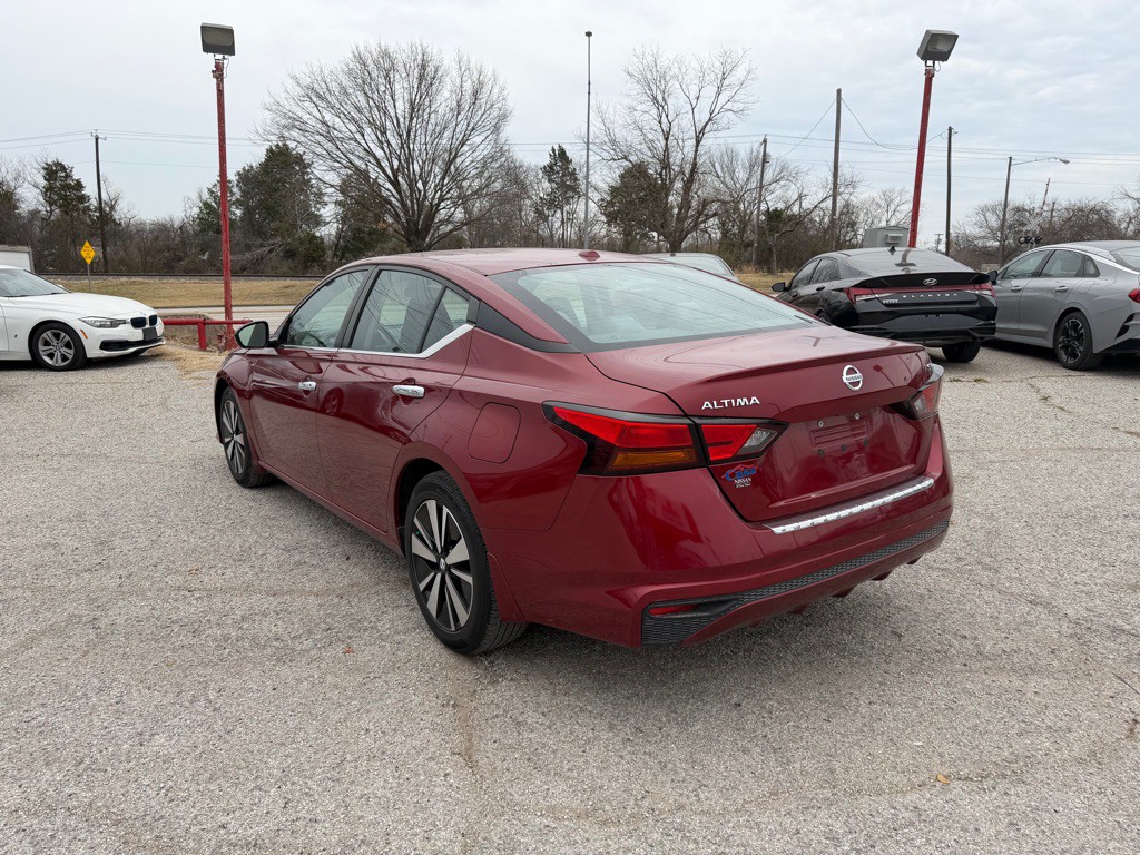 2022 Nissan Altima Image 5