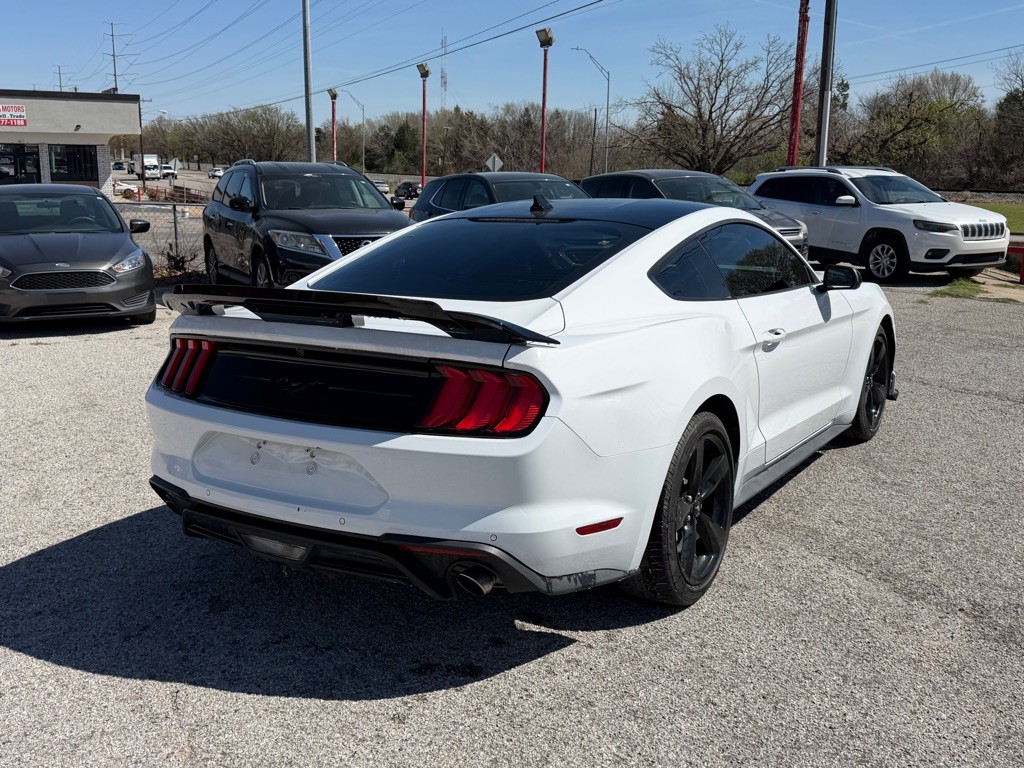 2023 Ford Mustang Image 7