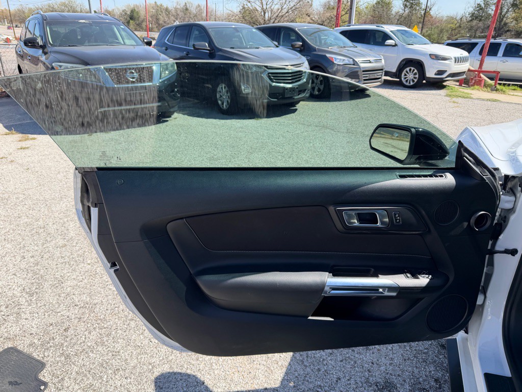 2023 Ford Mustang Image 11