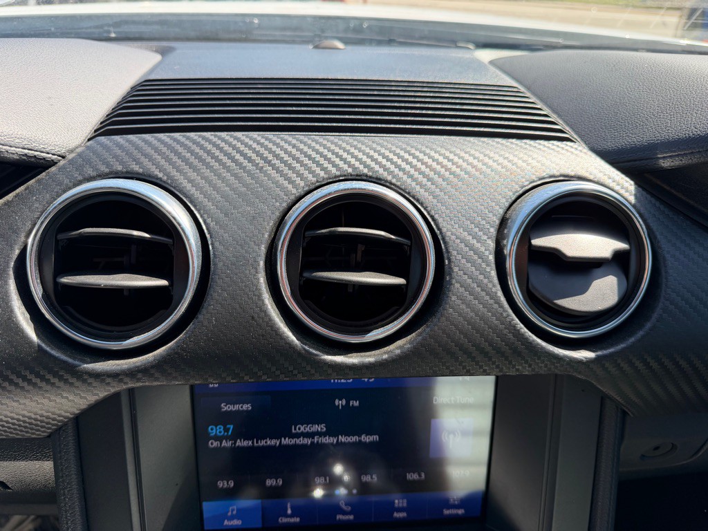 2023 Ford Mustang Image 16