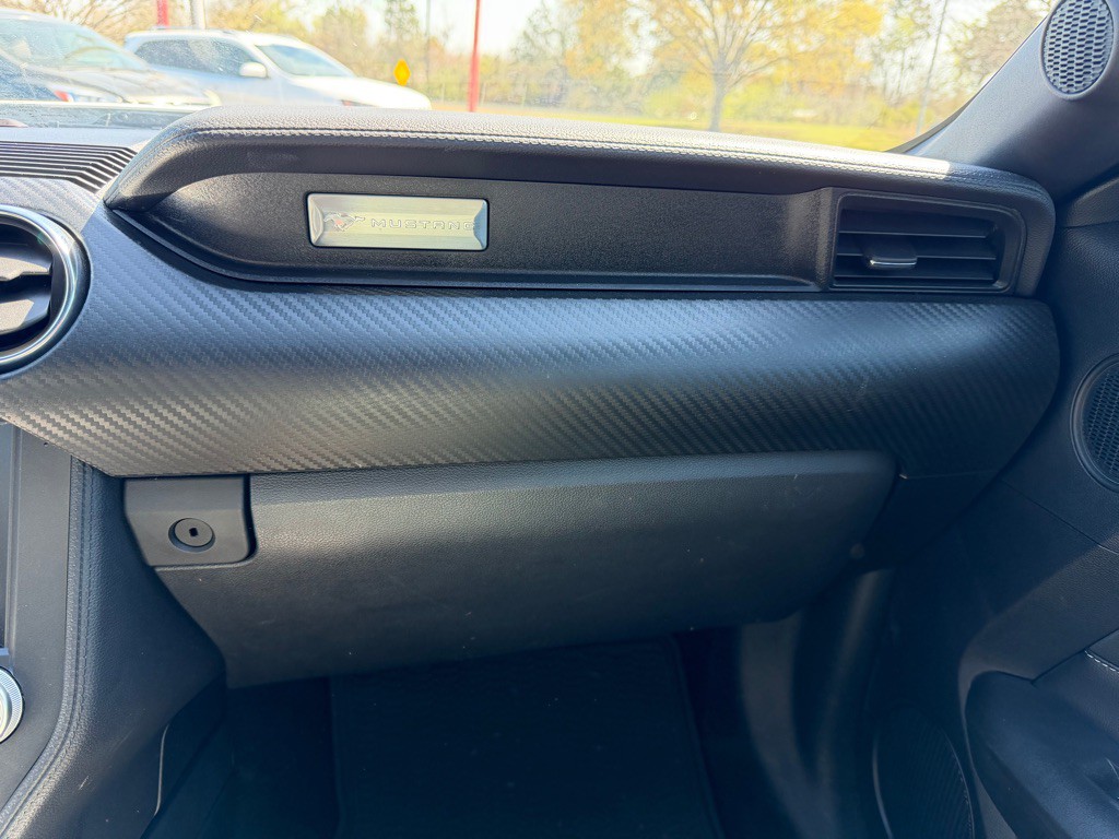 2023 Ford Mustang Image 17